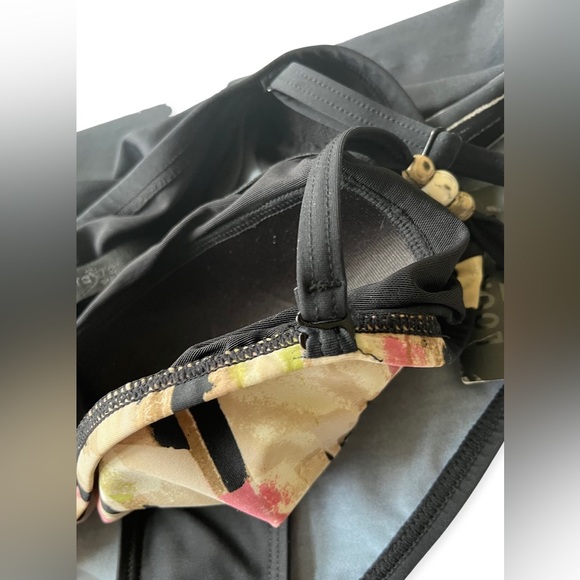 NWT FantaSizer Women’s Swimsuit - Picture 8 of 10